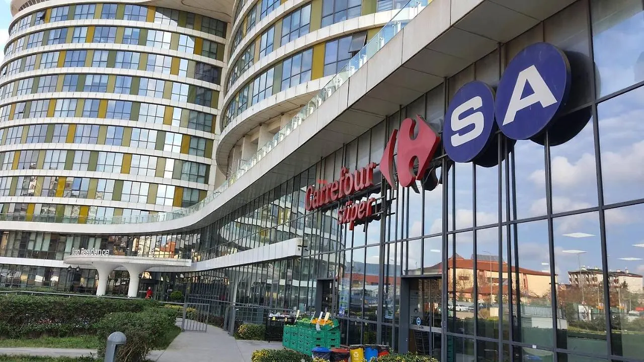 Magneficent Luxury Residence With Pool And Fitnes Istanbul